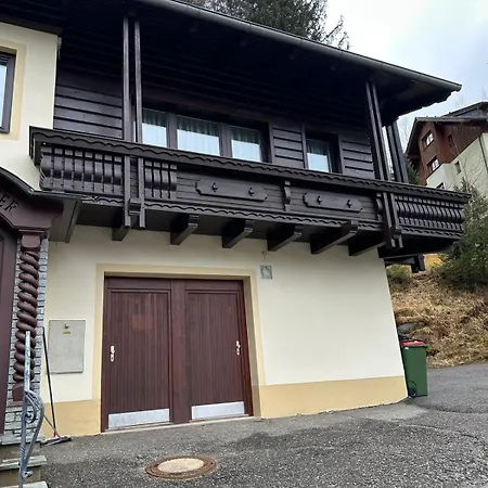 House Egger - 202 Lägenhet *