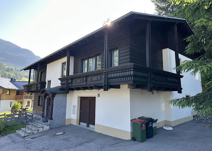 House Egger - 202 Apartment